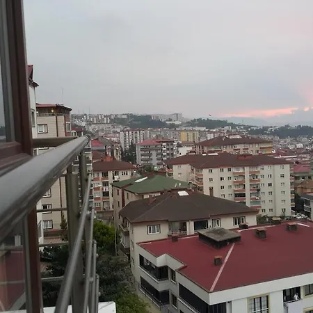Daire Nıl Harika Ve Panoramik Bir Deniz Manzaralı Yeni Tesis Pelitli (Trabzon)